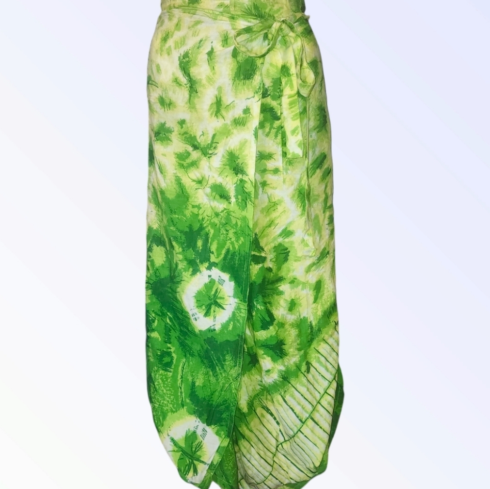 One Size Fits Most Green Tie-Dye Maxi Skirt